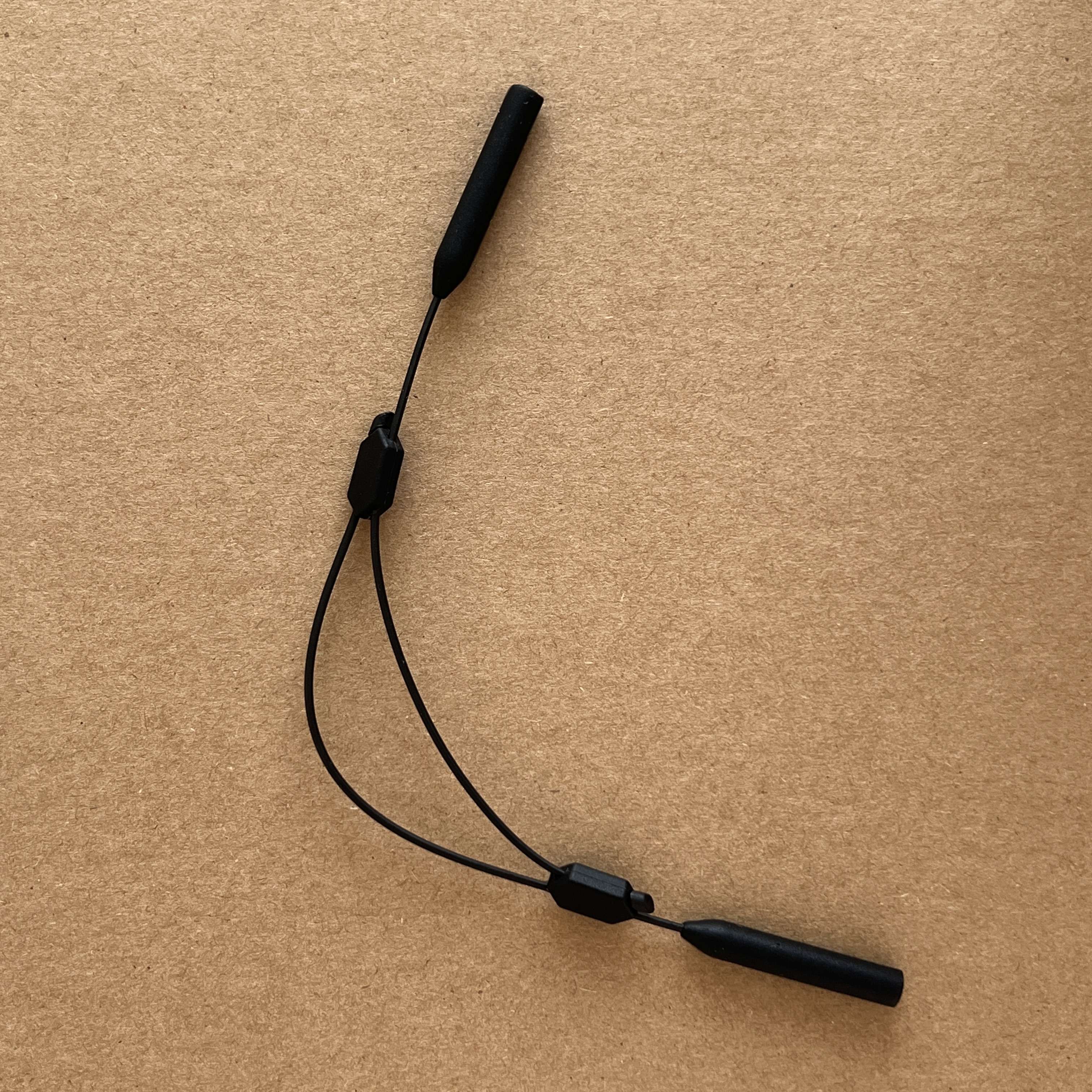 Adjustable Sunglasses Holder S - Sunglass Retainer Cord avis et prix